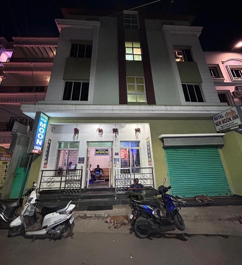 Oyo Flagship Hotel New Moon Inn Puri Bagian luar foto